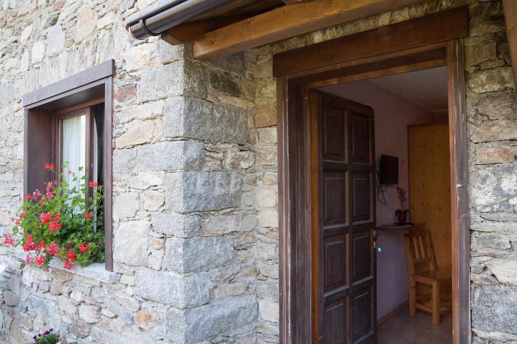 Agriturismo Al Castagneto Villa Mazzo di Valtellina Bagian luar foto